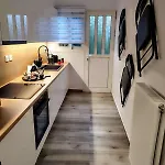 Διαμέρισμα Aneira In *