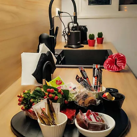 Aneira In Appartamento *